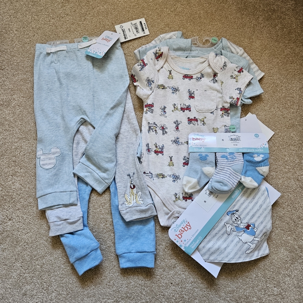 Disney Mickey Mouse 6-9 Month outfit set with socks and bib